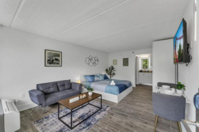 Elegant Studio 8min to Disney wPool and Free Parking